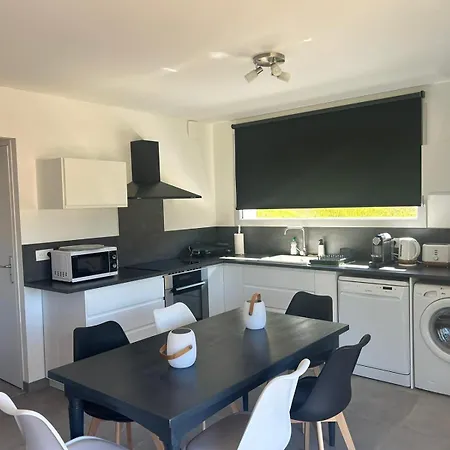 Les Claux Des Oliviers Holiday home